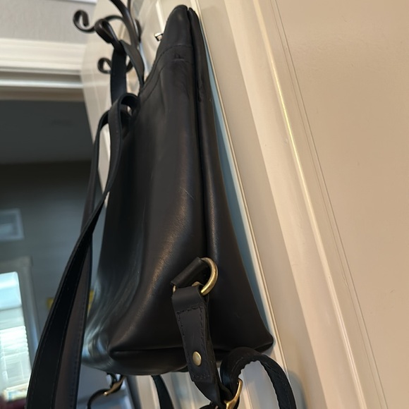 Portland Leather Goods smooth black leather tote backpack - Picture 3 of 6